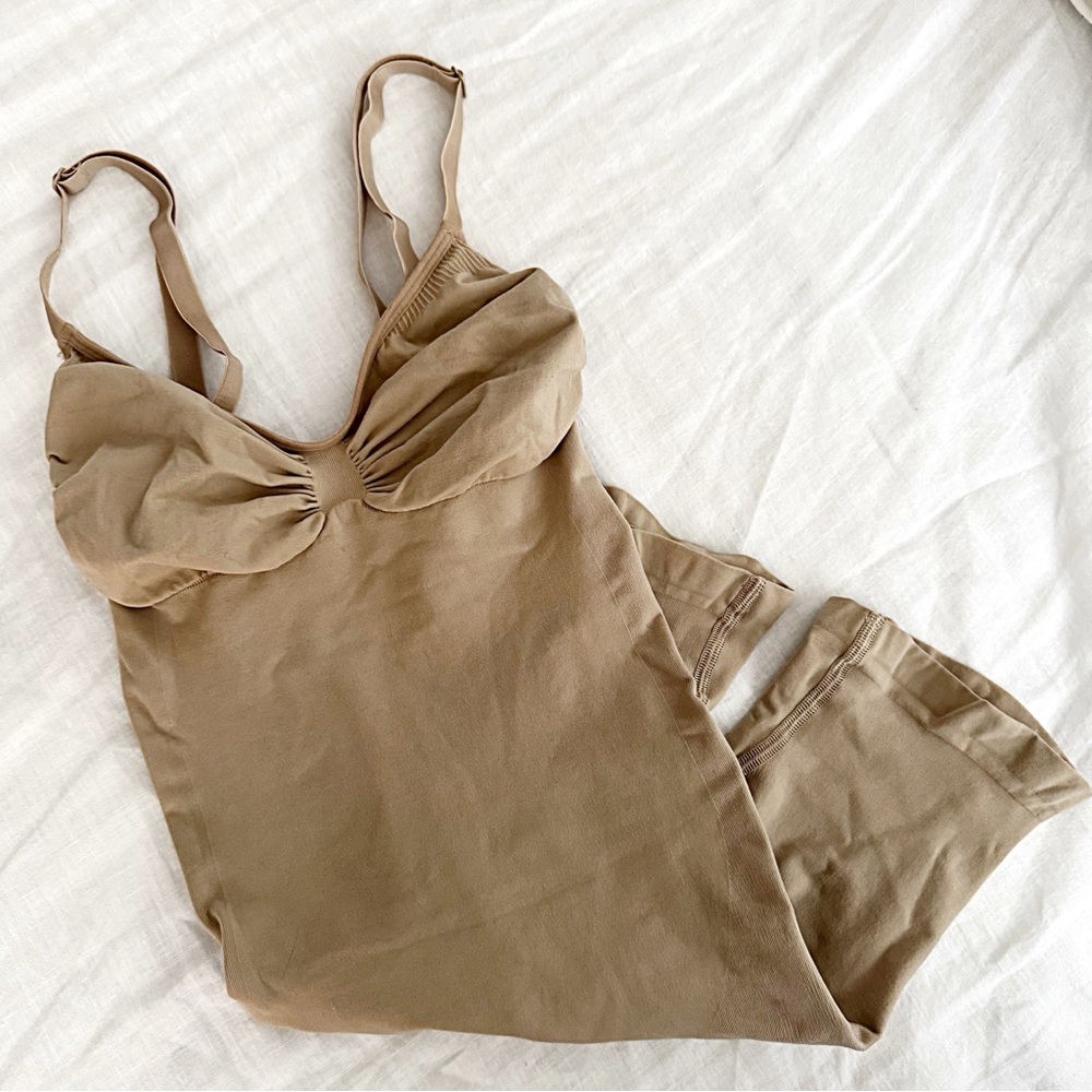 Skims Mid Thigh Bodysuit